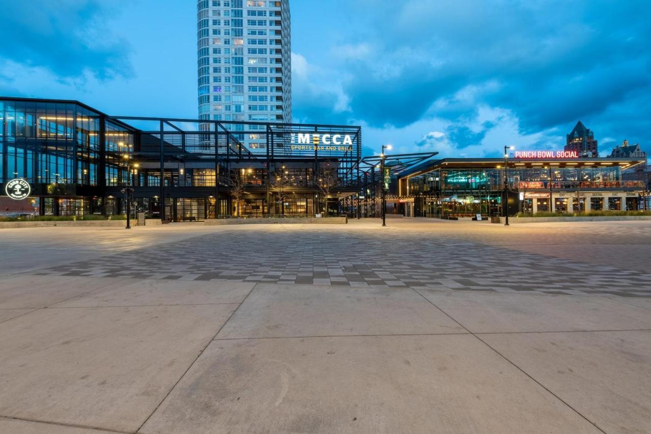 Flexhome Skywalk To Fiserv U4 With Rooftop, Gym, And Parking Μιλγουόκι Εξωτερικό φωτογραφία